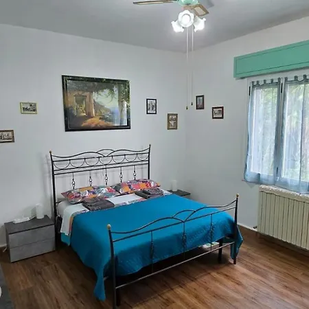 Apartman Ferrara1 *