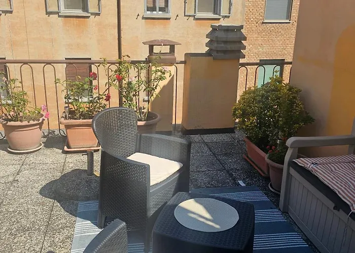 Διαμέρισμα Ferrara1 *